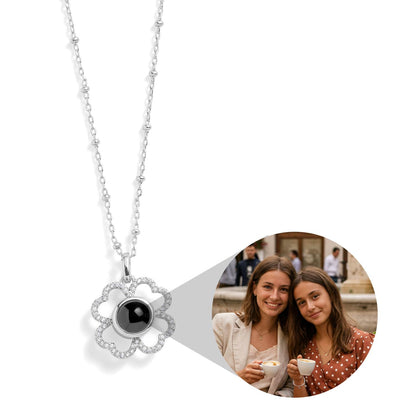 Personalized Pavé Clover Photo Necklace - Relive Your Memory